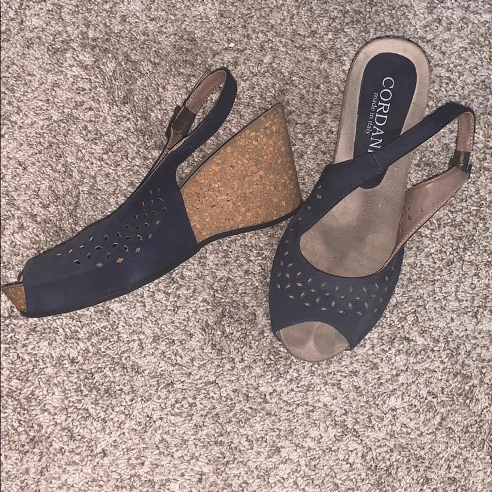 Navy blue wedges
